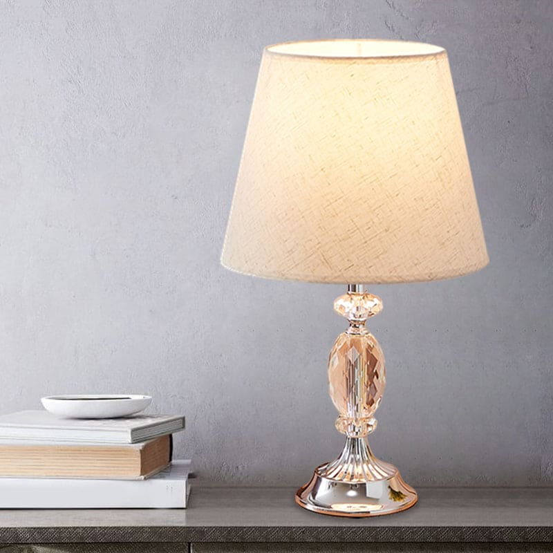 Modern Design Table Lamp with Tapered Shape and Facet-Cut Glass Blocks