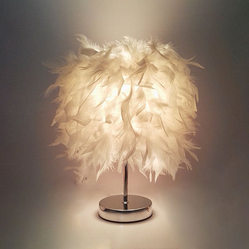 Stylish Feathered Spherical Table Lamp