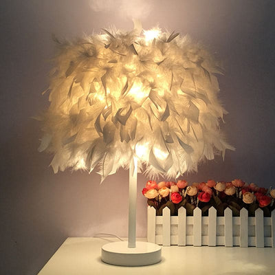 Stylish Feathered Spherical Table Lamp