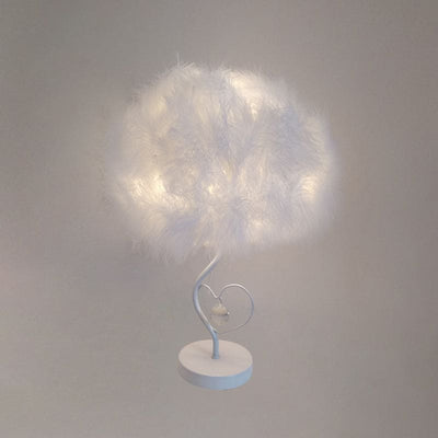 Scandinavian romantic Feather table lamp