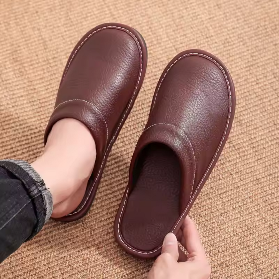 Men’s Slip-On House Clogs