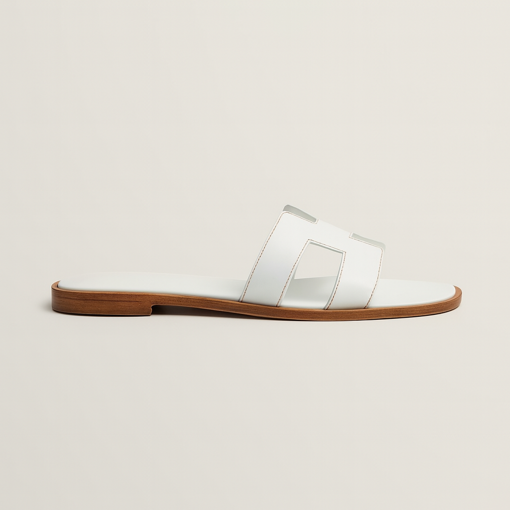 Flat Sandals with Cut Out Strap