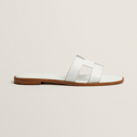 Flat Sandals with Cut Out Strap