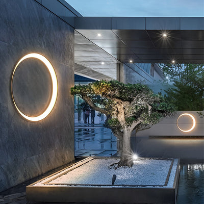 Circular Moon Wall Lamp