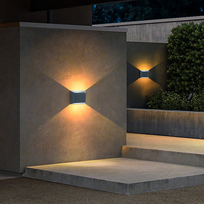 Modern Minimalist Waterproof LED Wall Light for Outdoor