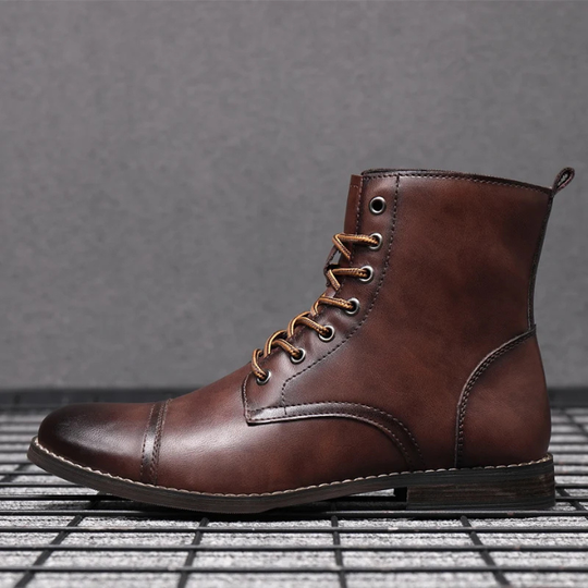 Men’s Vintage Lace-Up Boots