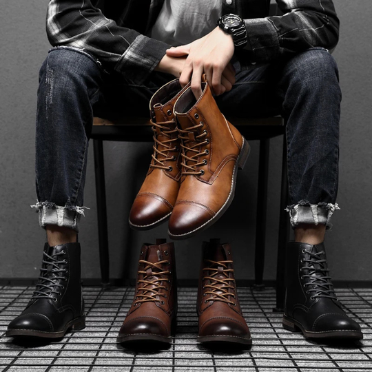 Men’s Vintage Lace-Up Boots