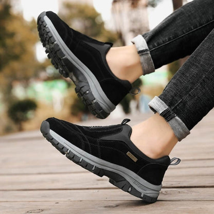 Men’s Slip-On Outdoor Hiking Shoes
