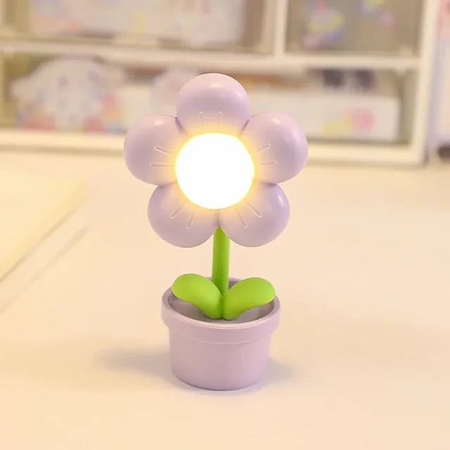 Flower Table Lamp - Small Floral Design for Soft Ambient Lighting