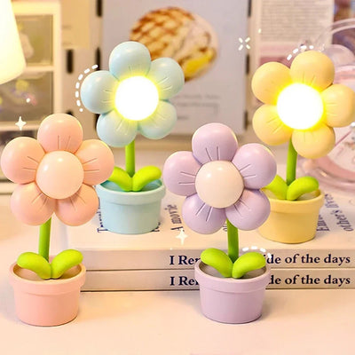 Flower Table Lamp - Small Floral Design for Soft Ambient Lighting