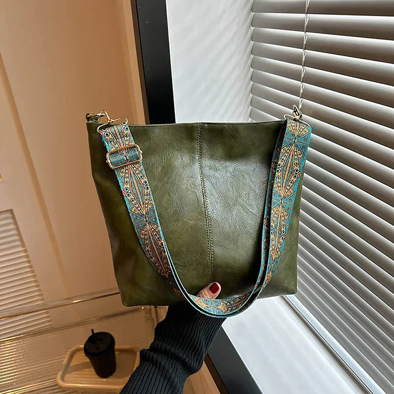 Women’s Shoulder Bag