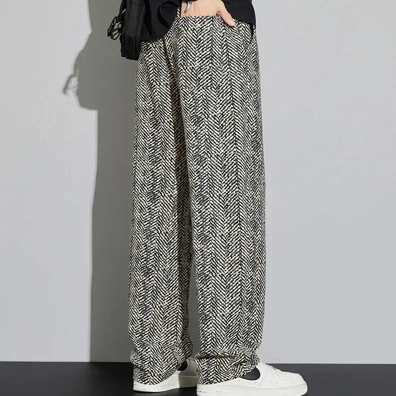 Men’s Relaxed Fit Trousers