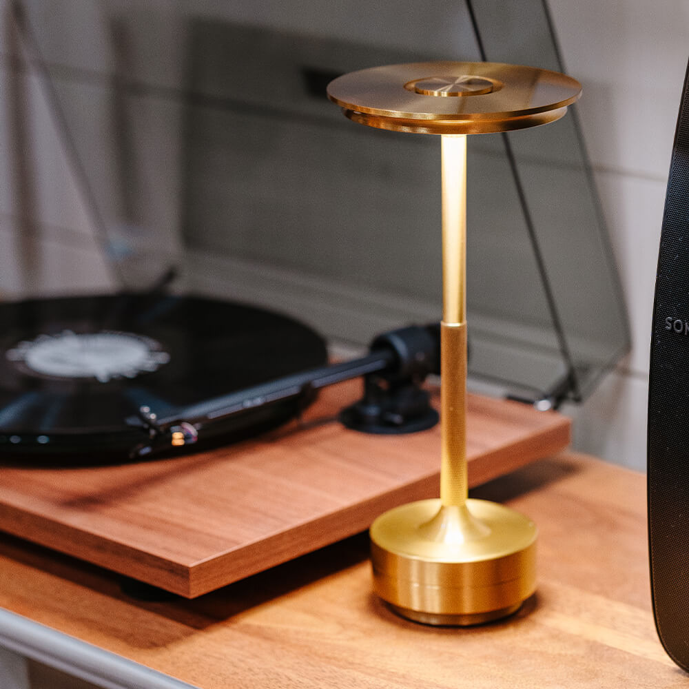 Cordless LED Table Lamp