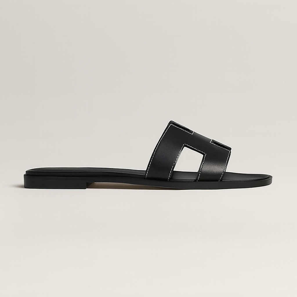 Flat Sandals with Cut Out Strap