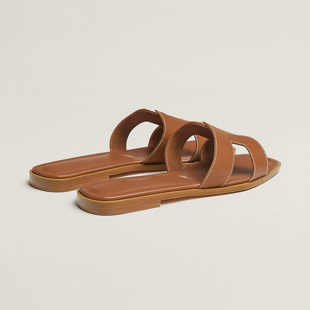 Flat Sandals with Cut Out Strap