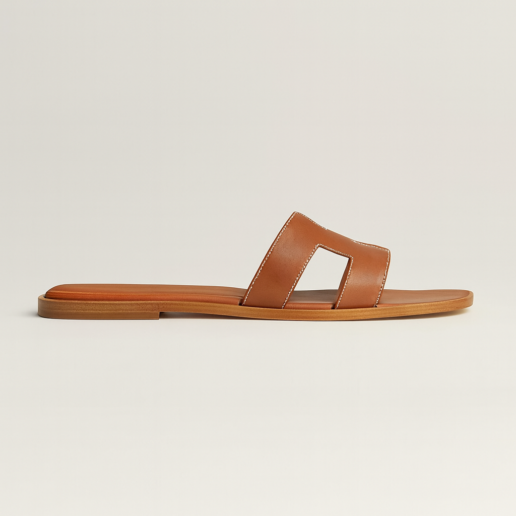 Flat Sandals with Cut Out Strap