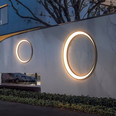 Circular Moon Wall Lamp