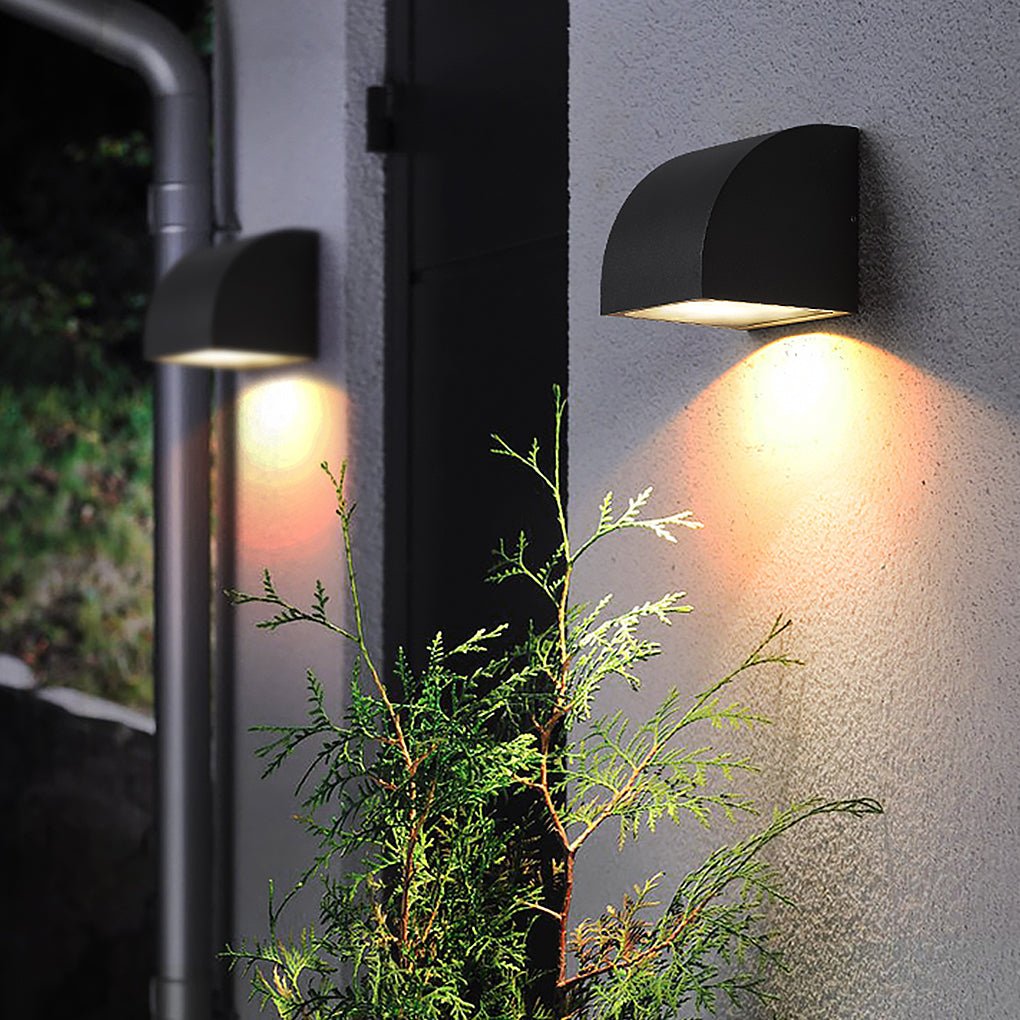 Waterproof Geometric Shaped Nordic Outdoor Wall Light