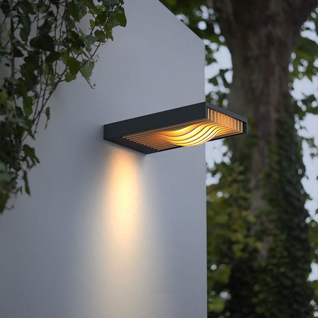 Outdoor LED Solar Decorative Wall Light for Courtyard, Balcony and Aisle