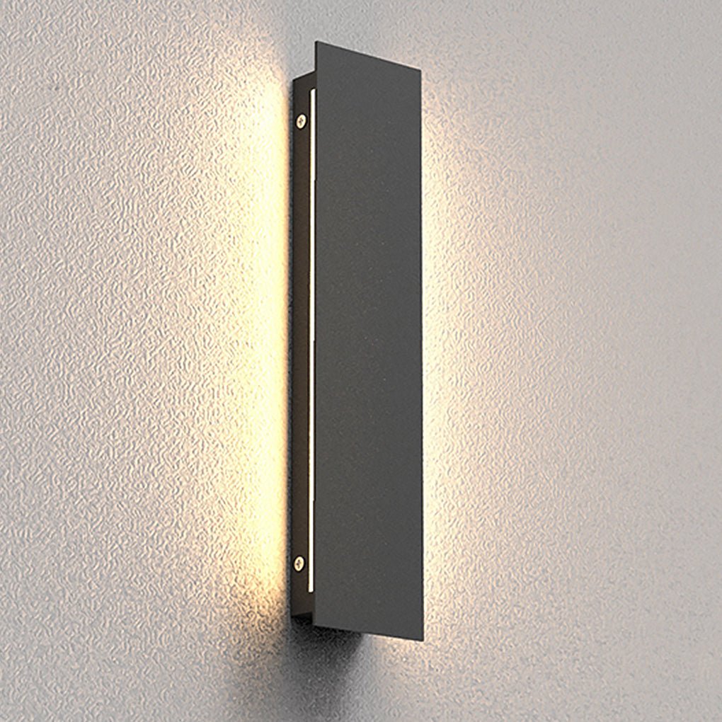 Modern Long Strip LED Wall Light for Villa Courtyard