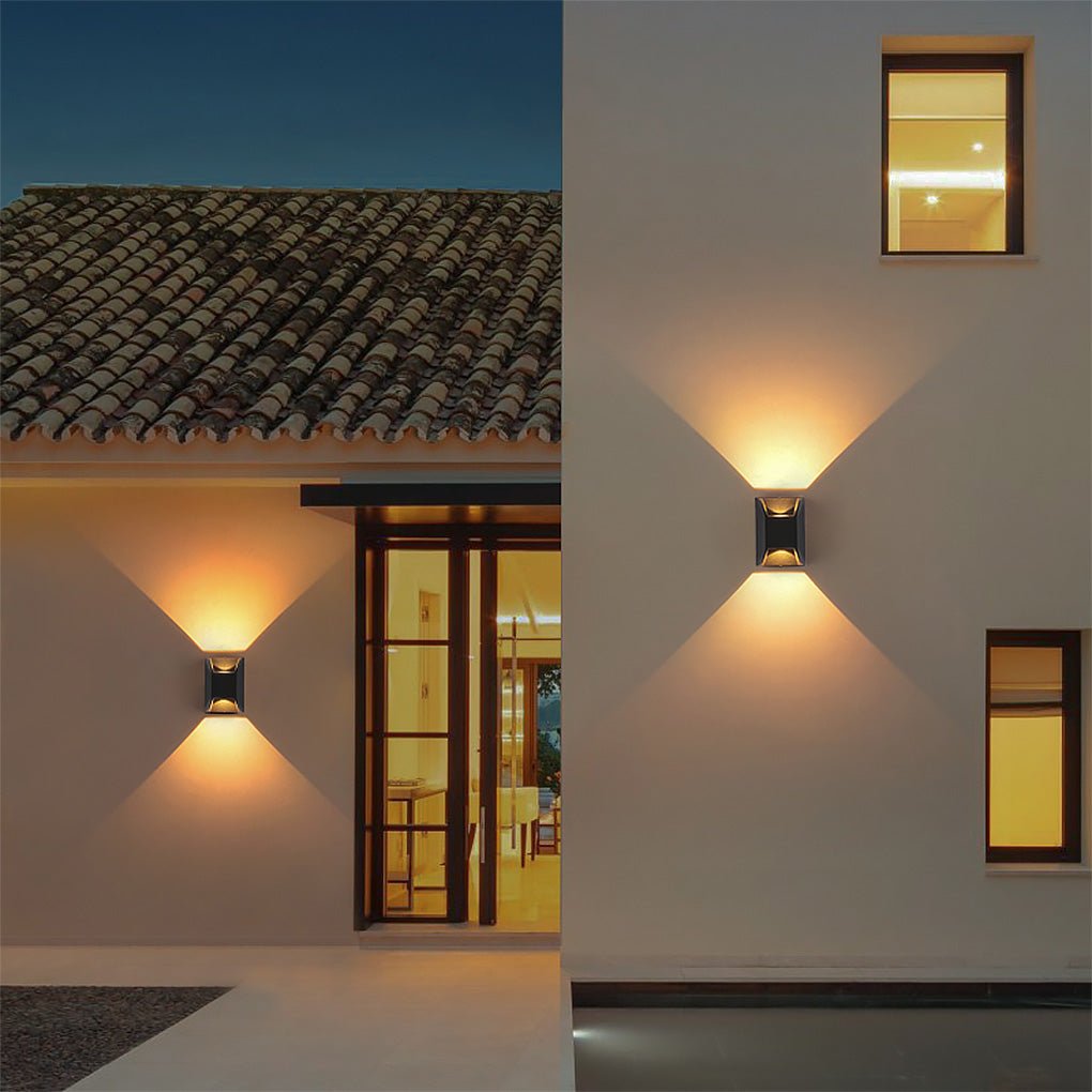 Outdoor Waterproof LED Wall Light for Villa, Foyer, Garden, and Balcony