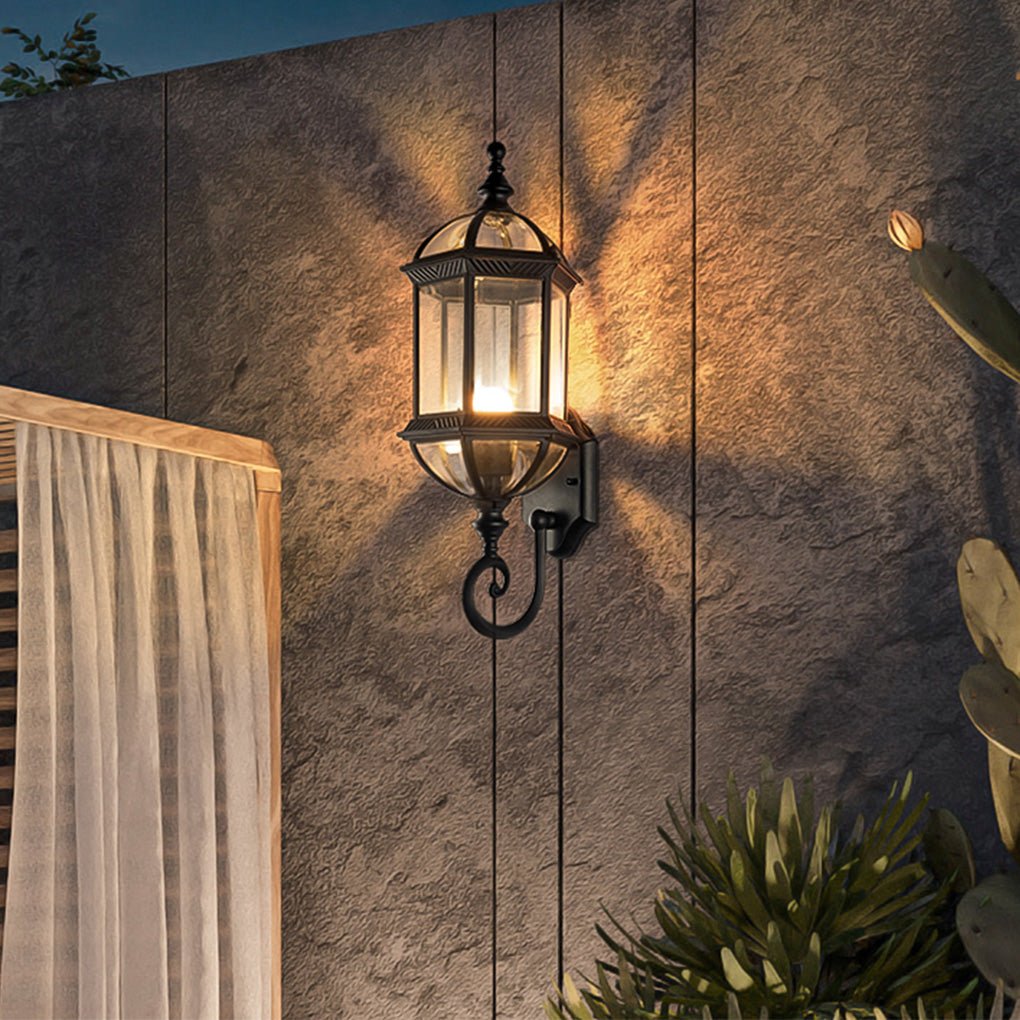 Vintage Style Outdoor Wall Lamp