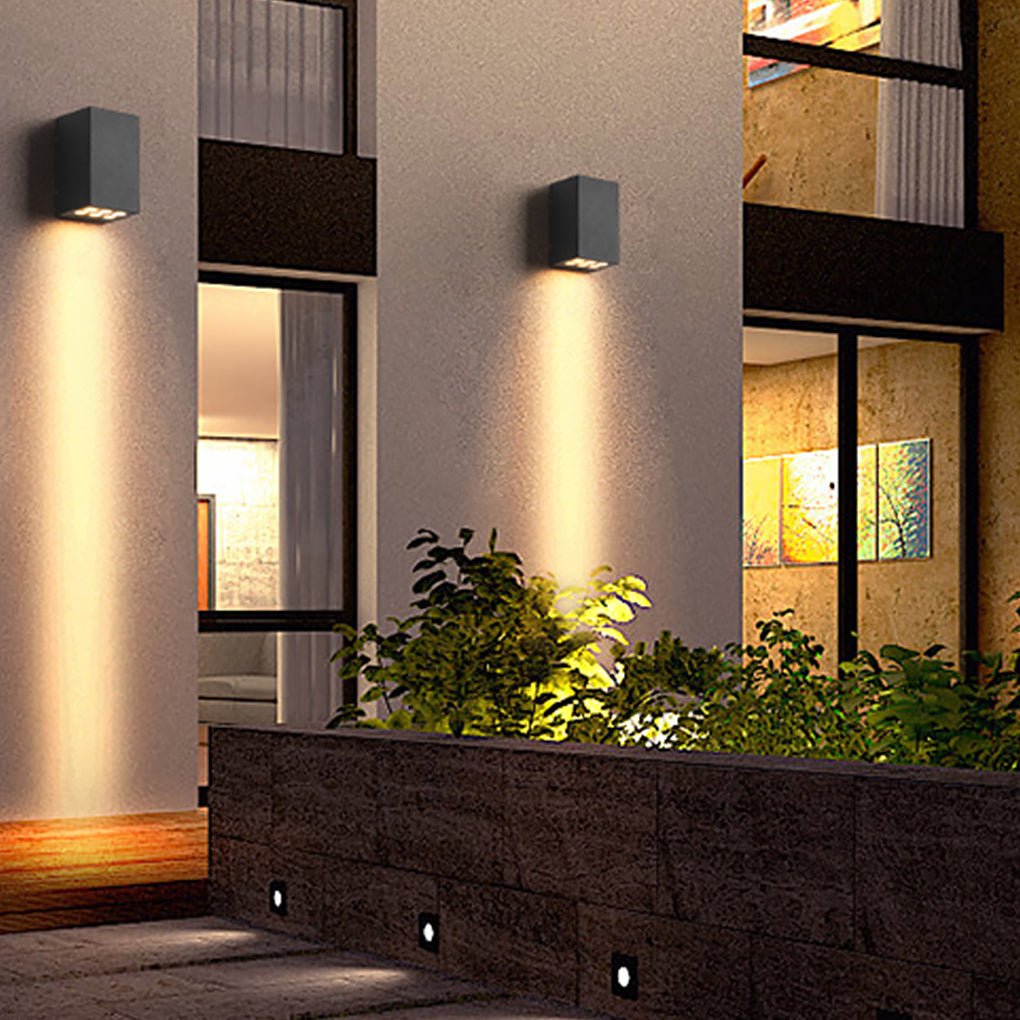 Modern Waterproof LED Wall Light for Outdoor Villa Courtyard