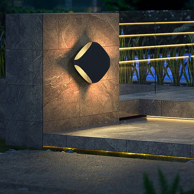 Square LED Waterproof Outdoor Wall Lights for Garden and Fence Posts