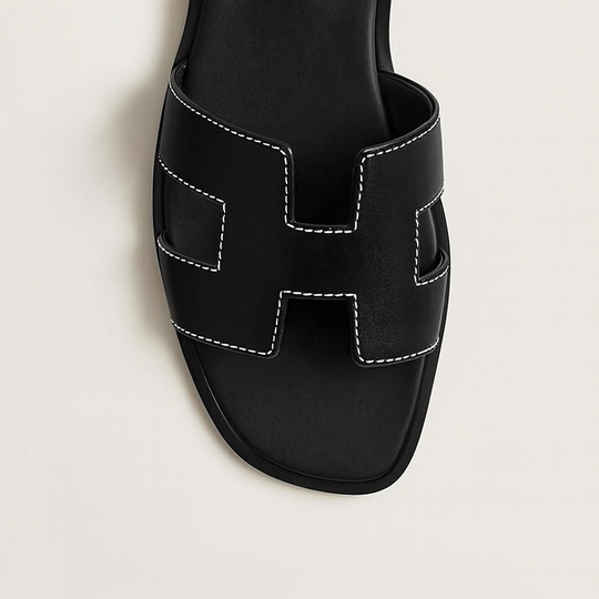 Flat Sandals with Cut Out Strap
